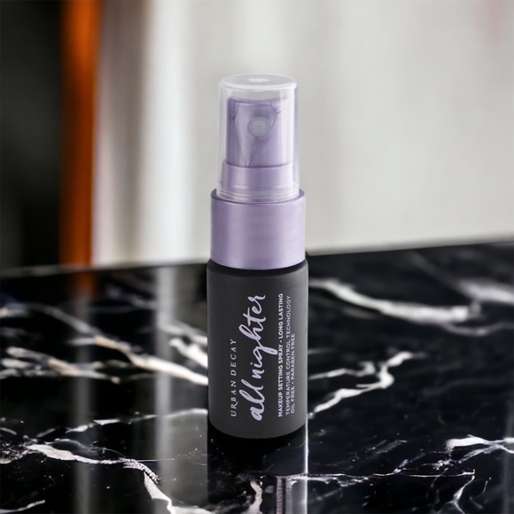 Urban Decay All Nighter Setting Spray - Picture 3 of 3